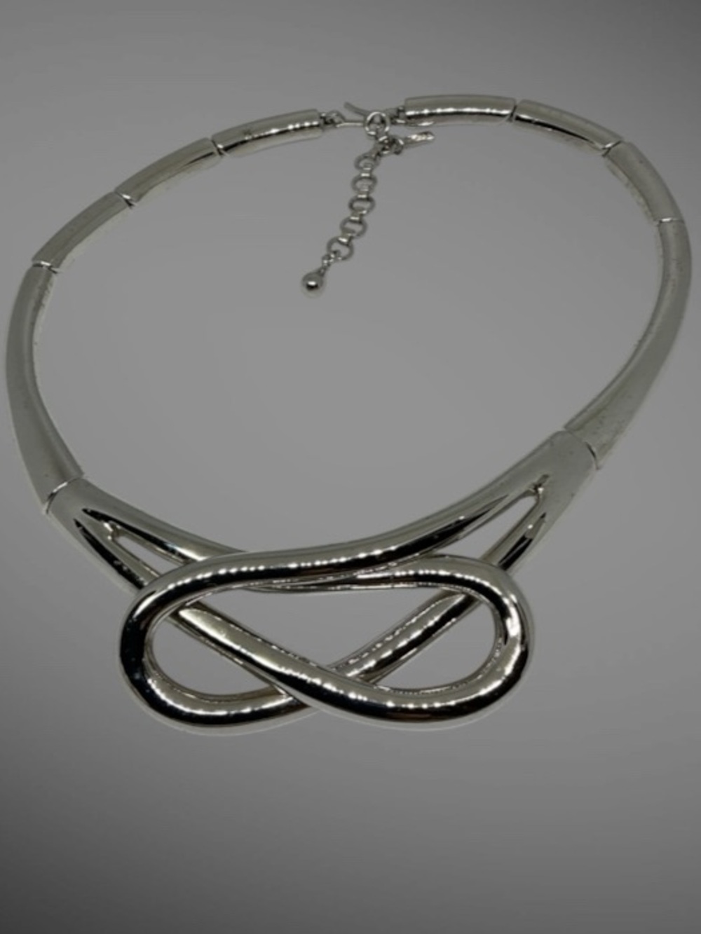 Monet Silver Tone Infinity Knot Collar Necklace Statement Vintage - Picture 3 of 8